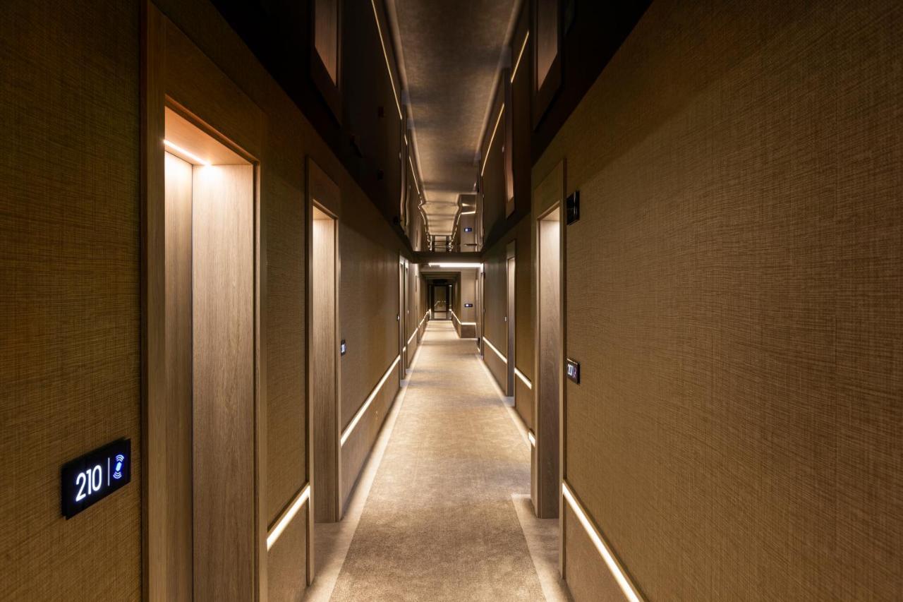 -- Este Park Hotel -- Part Of Urban Chic Luxury Design Hotels - Parking & Compliments - Next To Shopping & Dining Mall Plovdiv Esterno foto