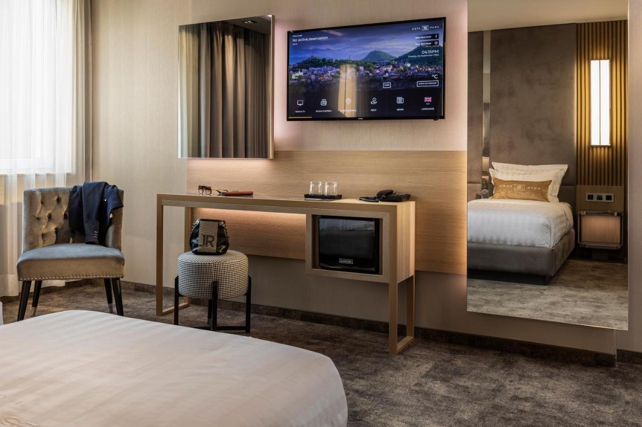 -- Este Park Hotel -- Part Of Urban Chic Luxury Design Hotels - Parking & Compliments - Next To Shopping & Dining Mall Plovdiv Esterno foto