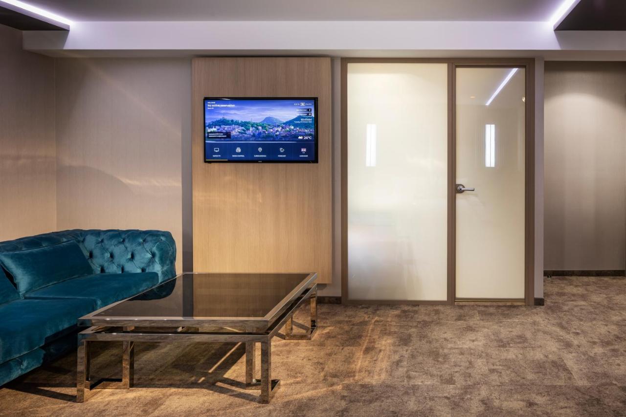 -- Este Park Hotel -- Part Of Urban Chic Luxury Design Hotels - Parking & Compliments - Next To Shopping & Dining Mall Plovdiv Esterno foto